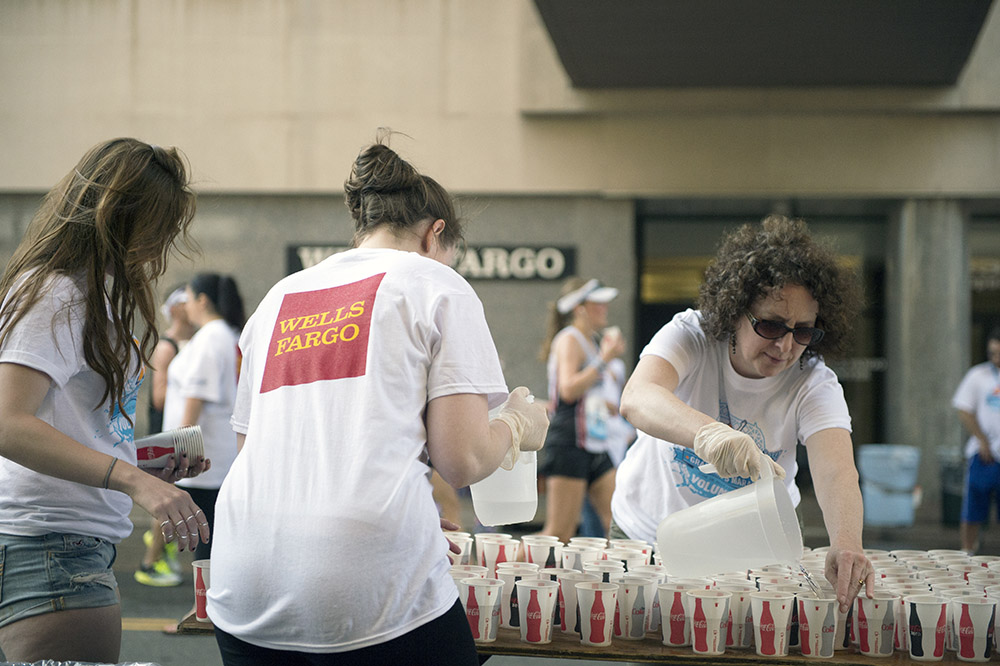Volunteers at Grandma's Marathon