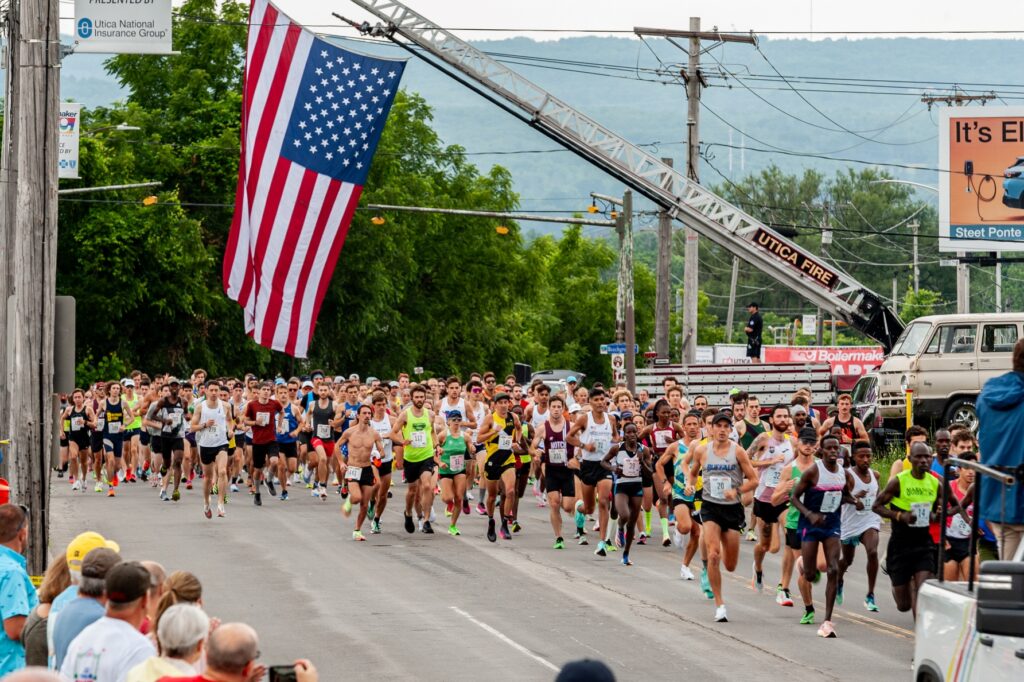 runners at boilermaker 15k in utica, NY